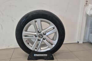 Toyota Corolla esikatselu 23