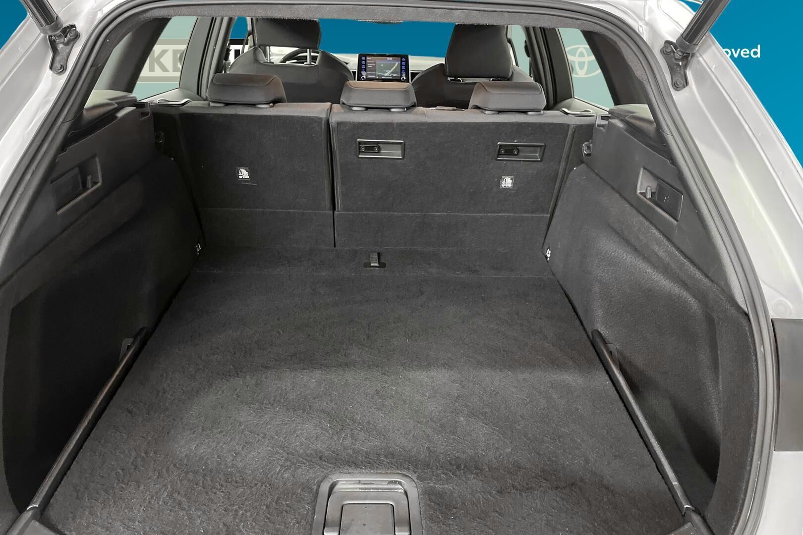 Toyota Corolla iso kuva 10