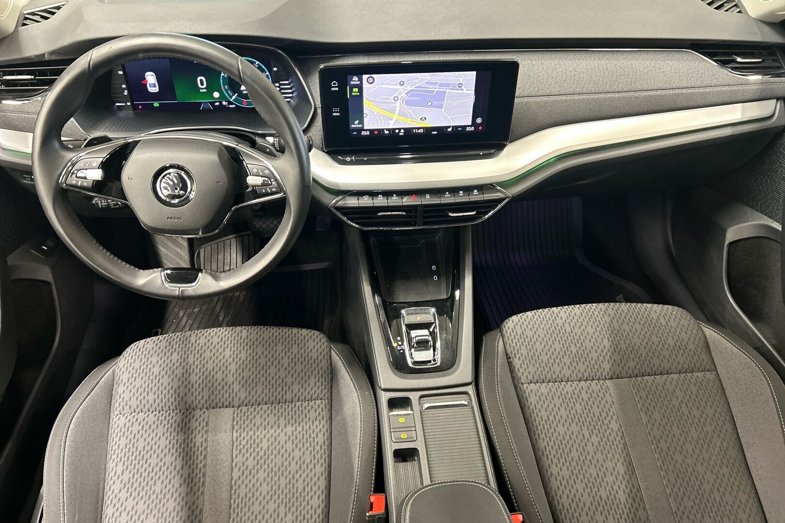 Skoda Octavia iso kuva 7