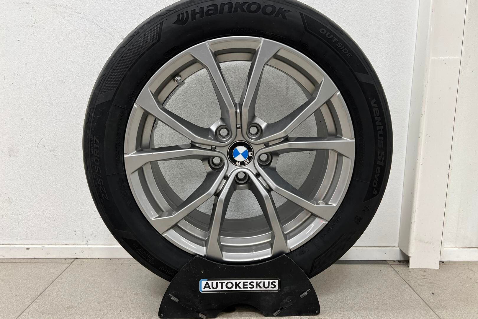 BMW 3-sarja iso kuva 22