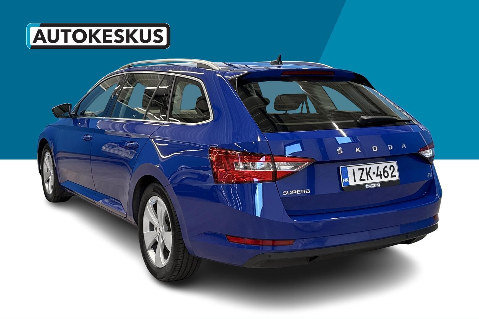 Skoda Superb iso kuva 4