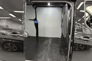 Ford Transit Custom esikatselu 8