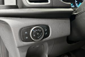 Ford Transit Custom esikatselu 16