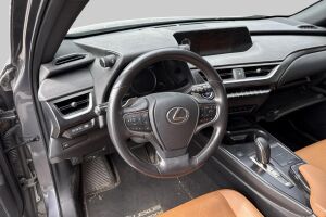 Lexus UX esikatselu 2