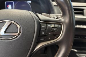 Lexus UX esikatselu 21
