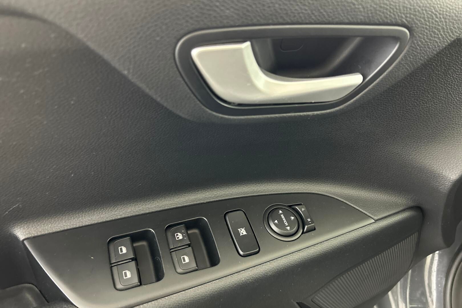 Kia Rio iso kuva 21