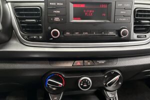 Kia Rio esikatselu 12