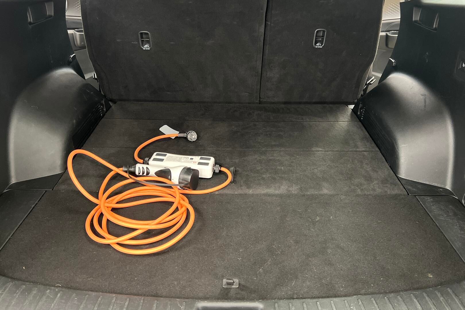 Kia Sorento iso kuva 12