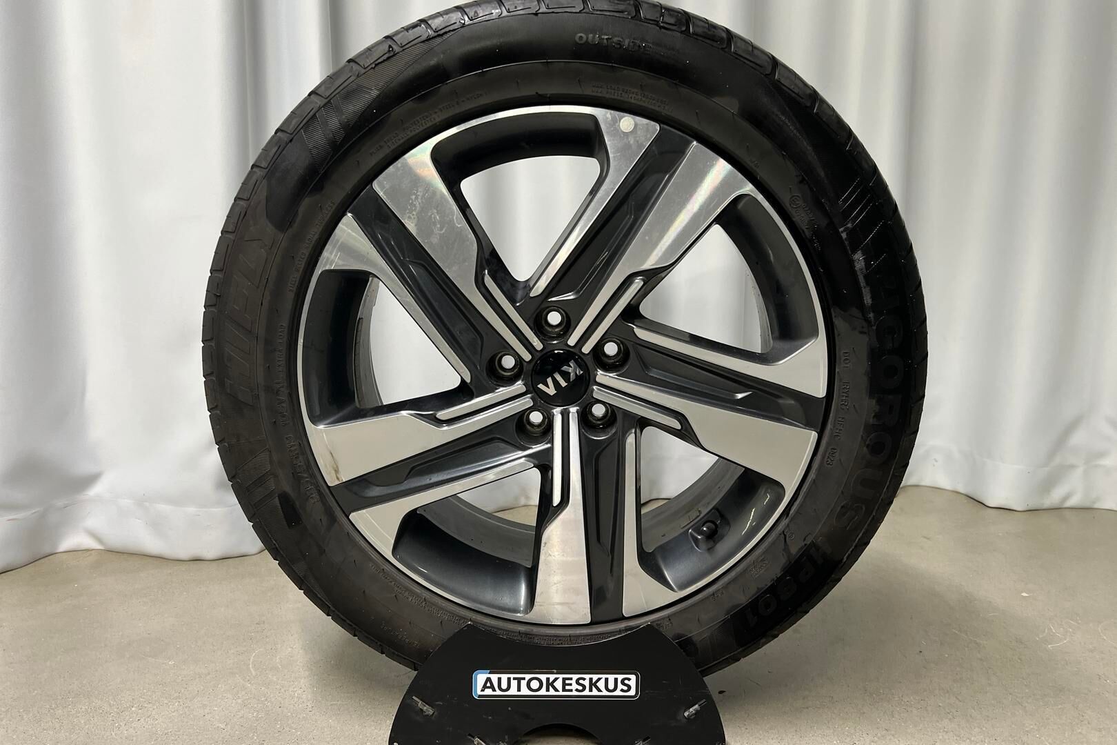 Kia Sorento iso kuva 21