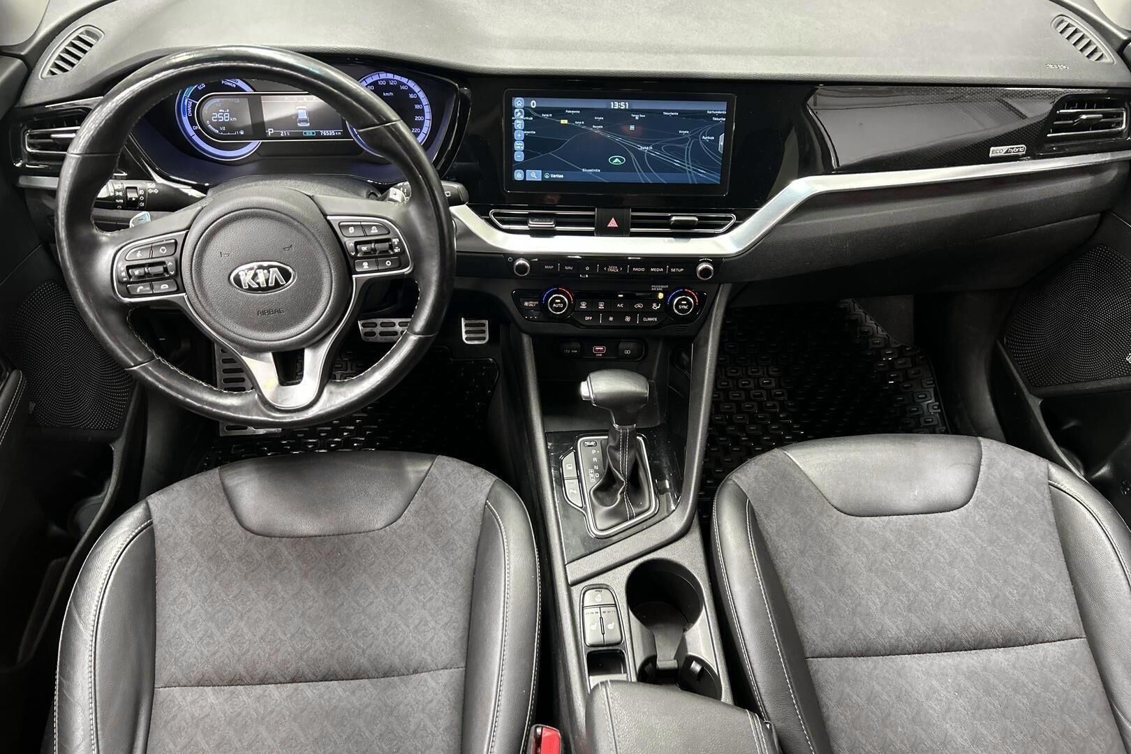 Kia Niro iso kuva 20