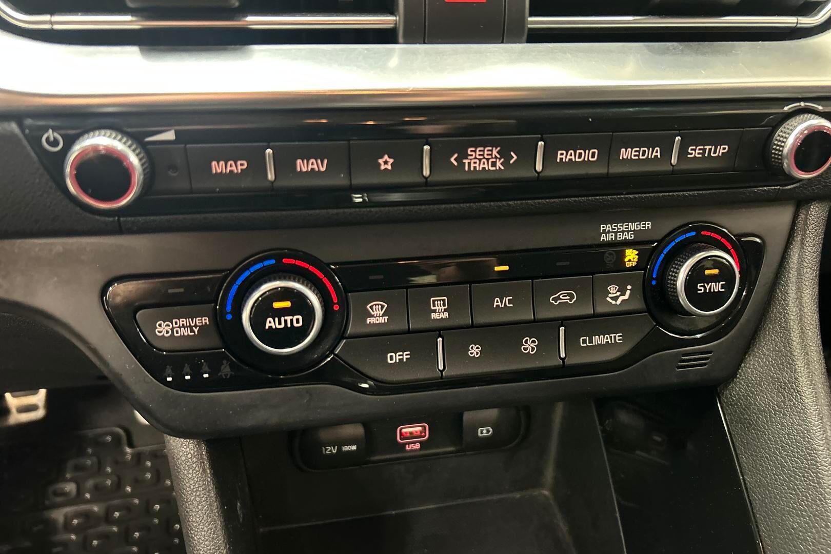 Kia Niro iso kuva 27
