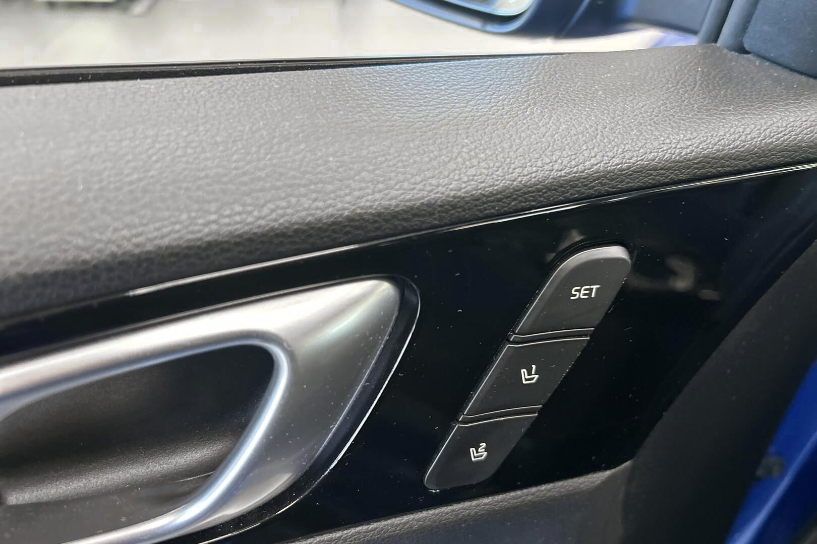 Kia ProCeed iso kuva 17