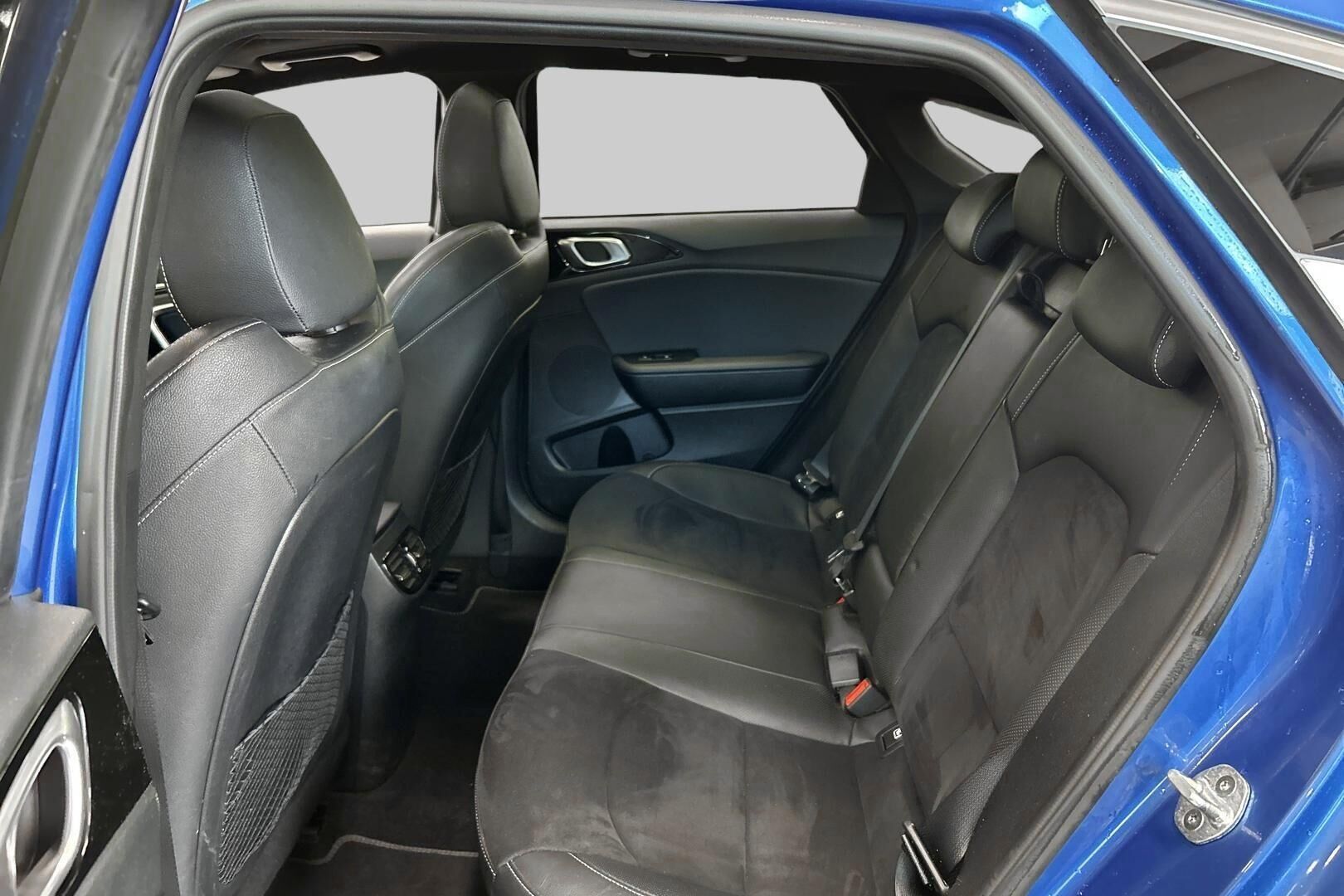 Kia ProCeed iso kuva 8