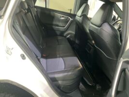 TOYOTA RAV4 esikatselu 4