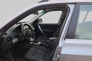 BMW X3 esikatselu 9