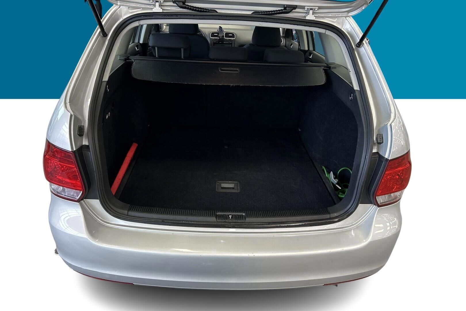 Volkswagen Golf iso kuva 12