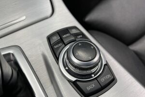 BMW 5-SARJA esikatselu 21