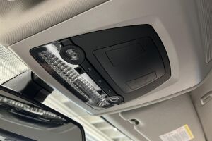 BMW 5-SARJA esikatselu 23