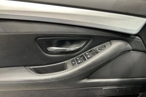 BMW 5-SARJA esikatselu 28
