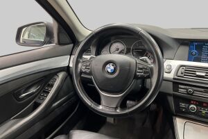 BMW 5-SARJA esikatselu 29