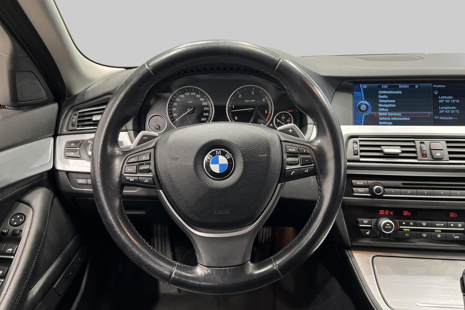 BMW 5-SARJA iso kuva 30