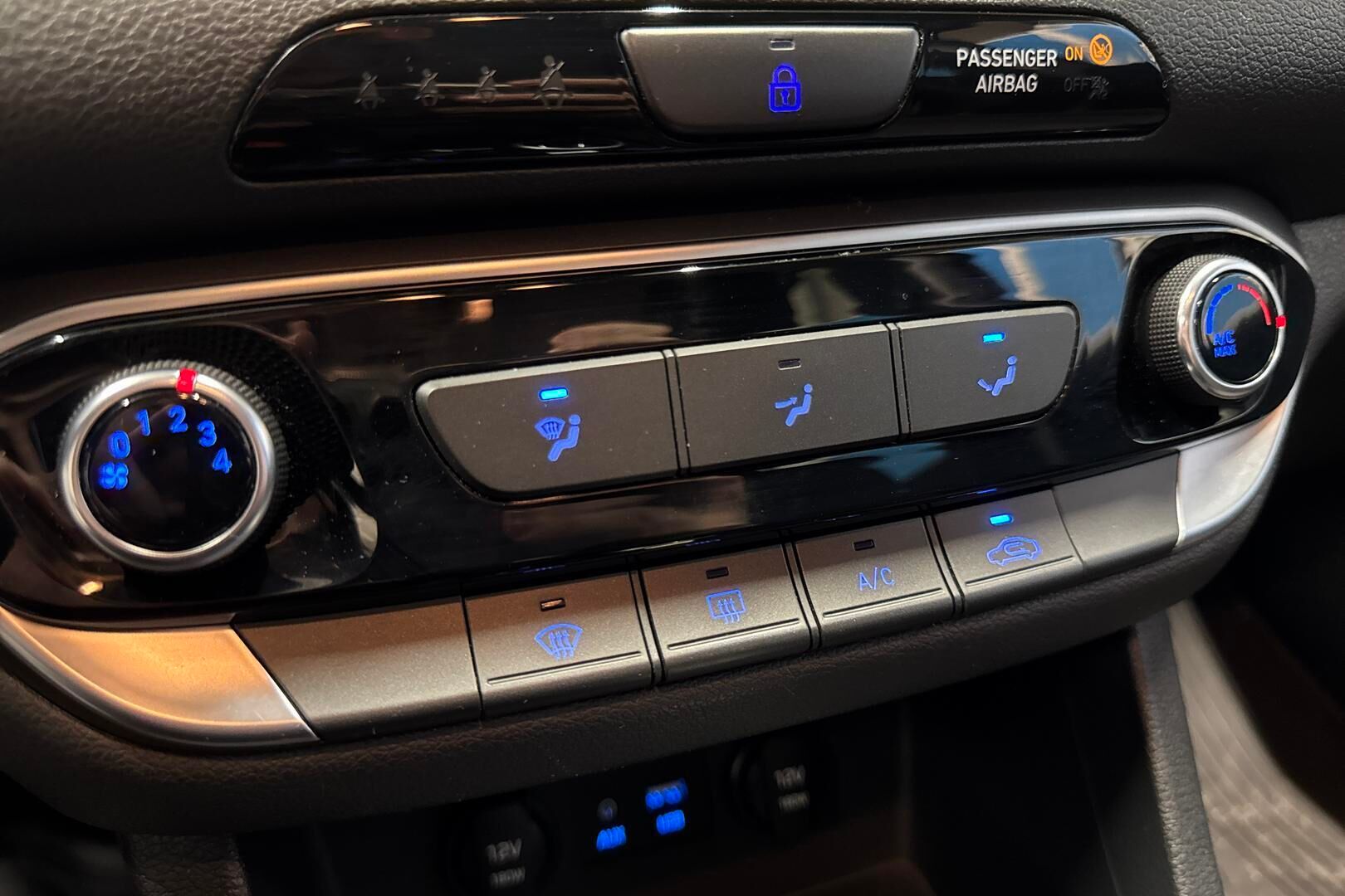 Hyundai i30 Wagon iso kuva 21