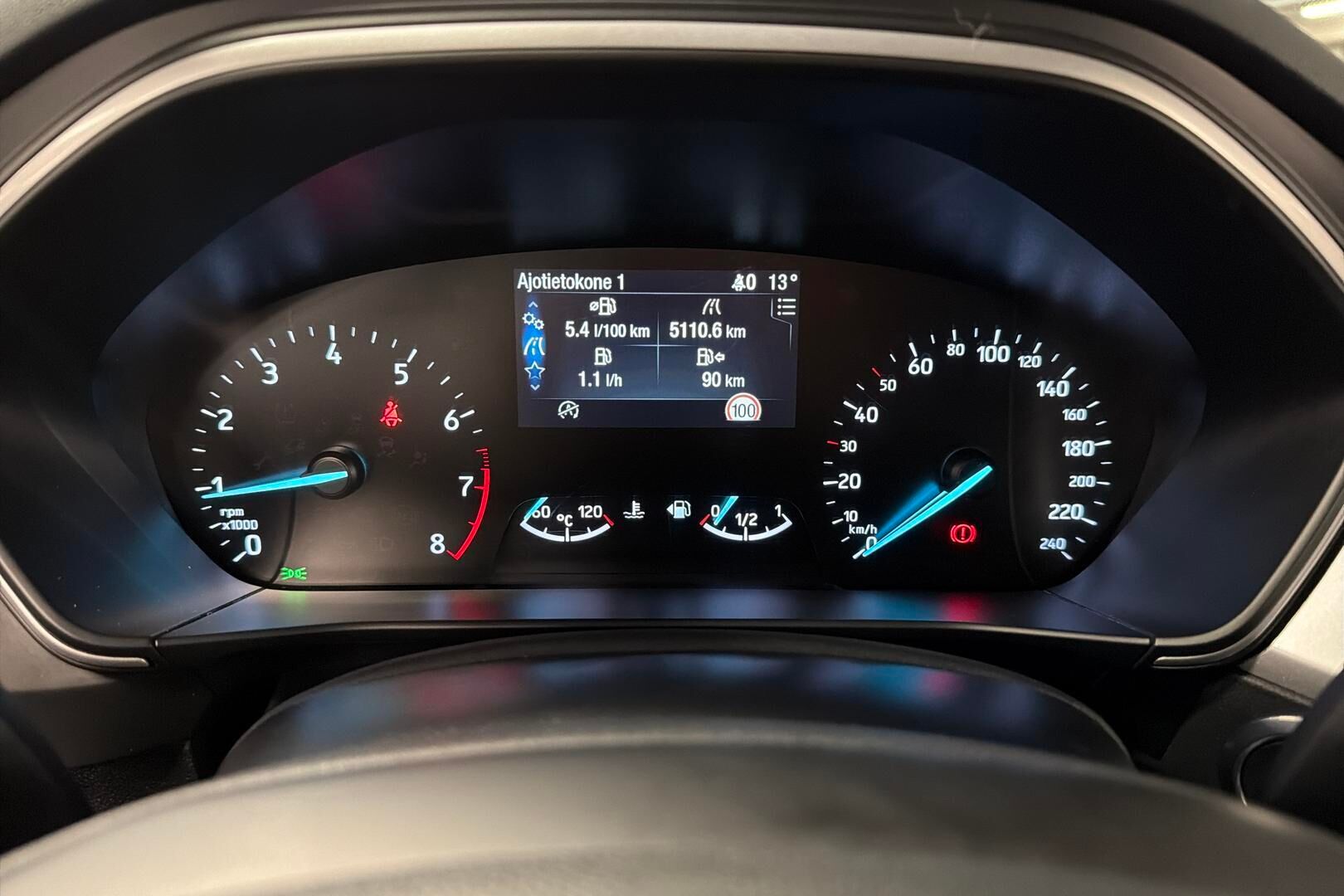 Ford Focus iso kuva 24