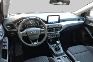 Ford Focus esikatselu 2