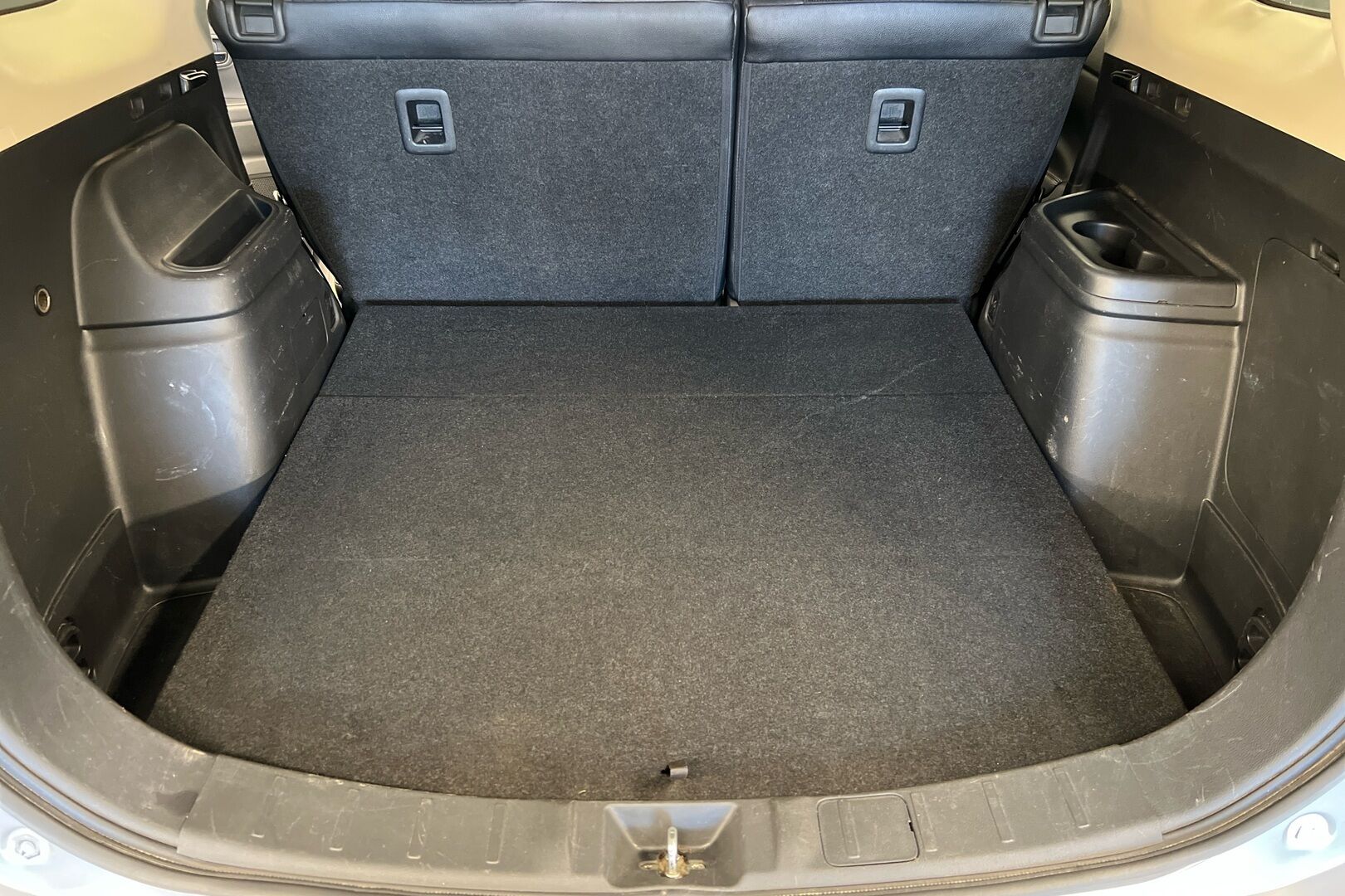 Mitsubishi Outlander iso kuva 10
