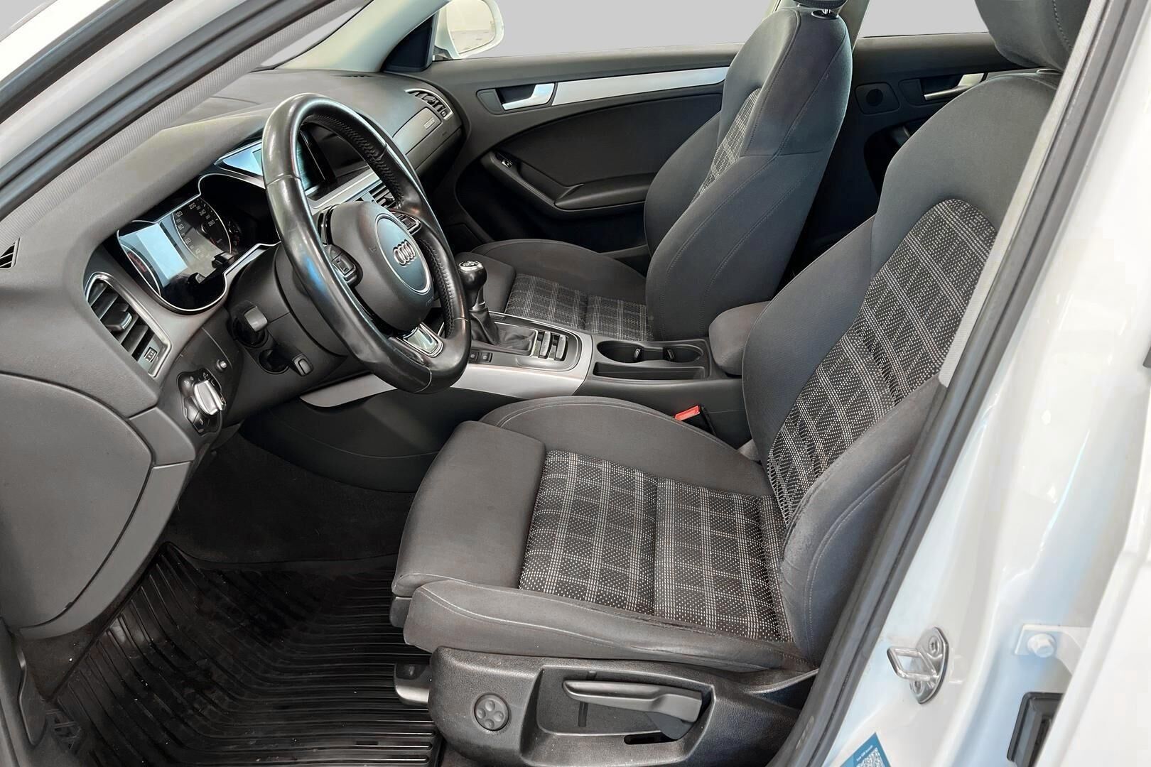 Audi A4 iso kuva 9