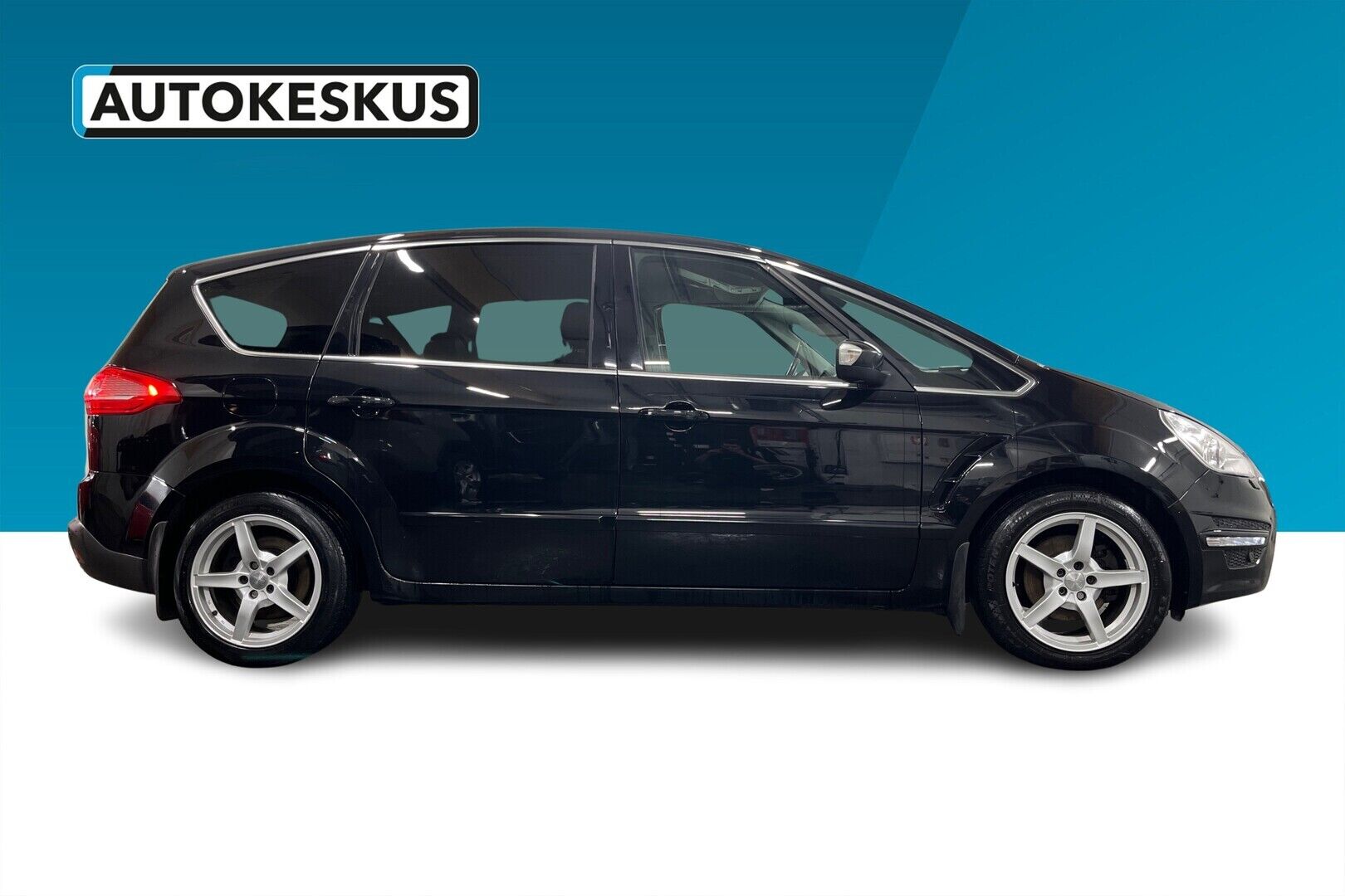 Ford S-Max iso kuva 5