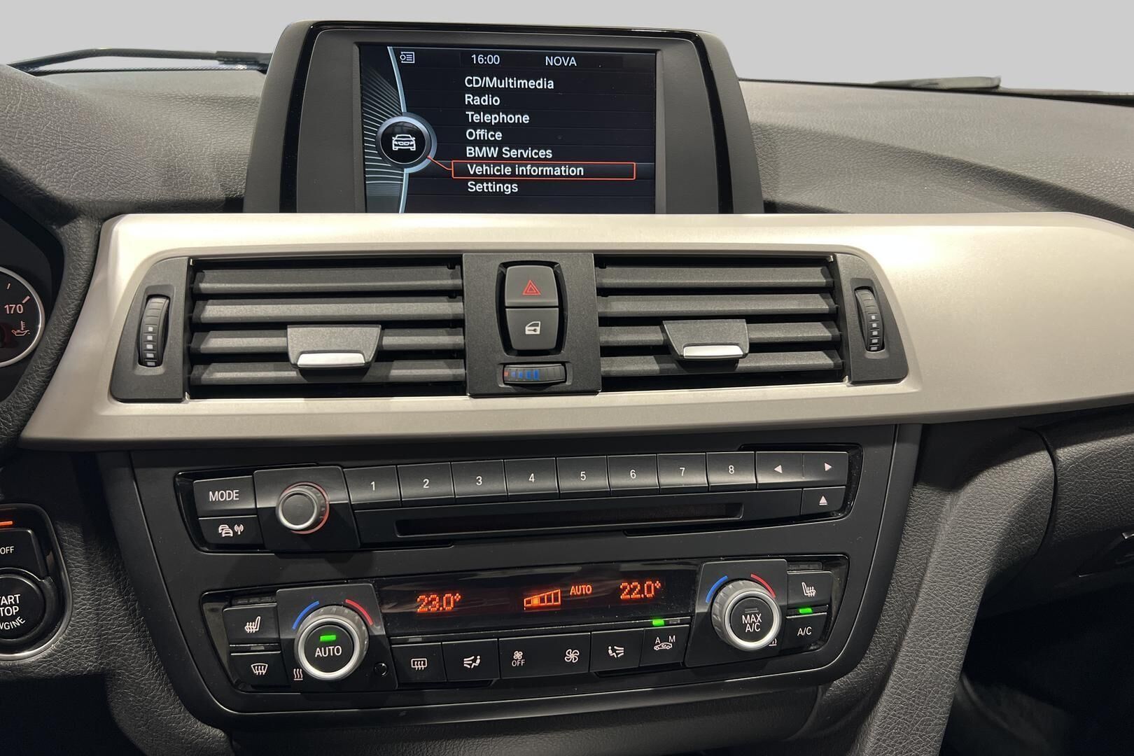 BMW 3-sarja iso kuva 17