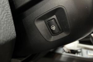 BMW 3-sarja esikatselu 19