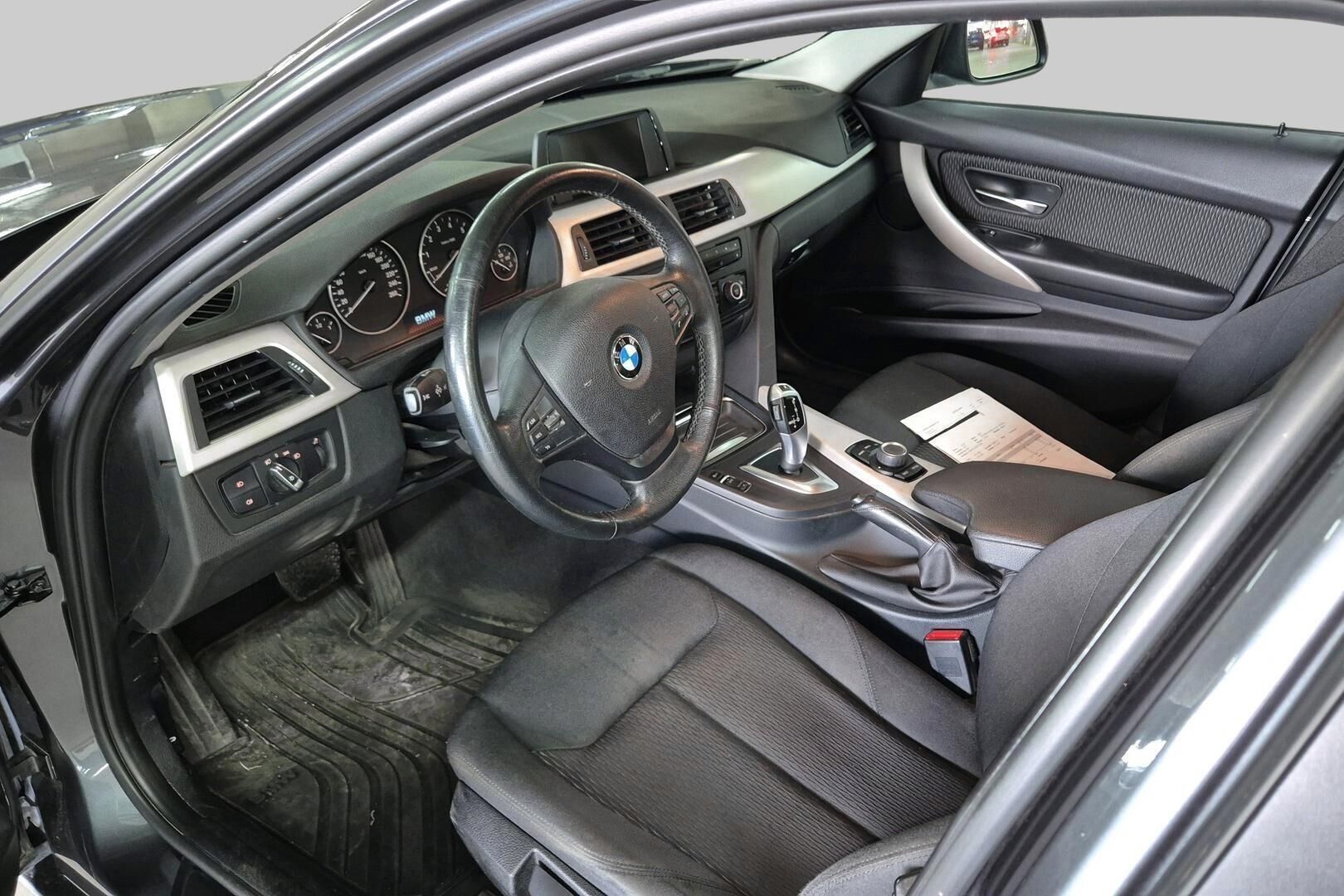 BMW 3-sarja iso kuva 2