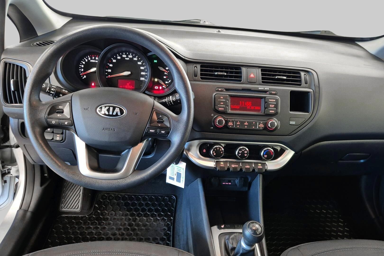 Kia Rio iso kuva 11