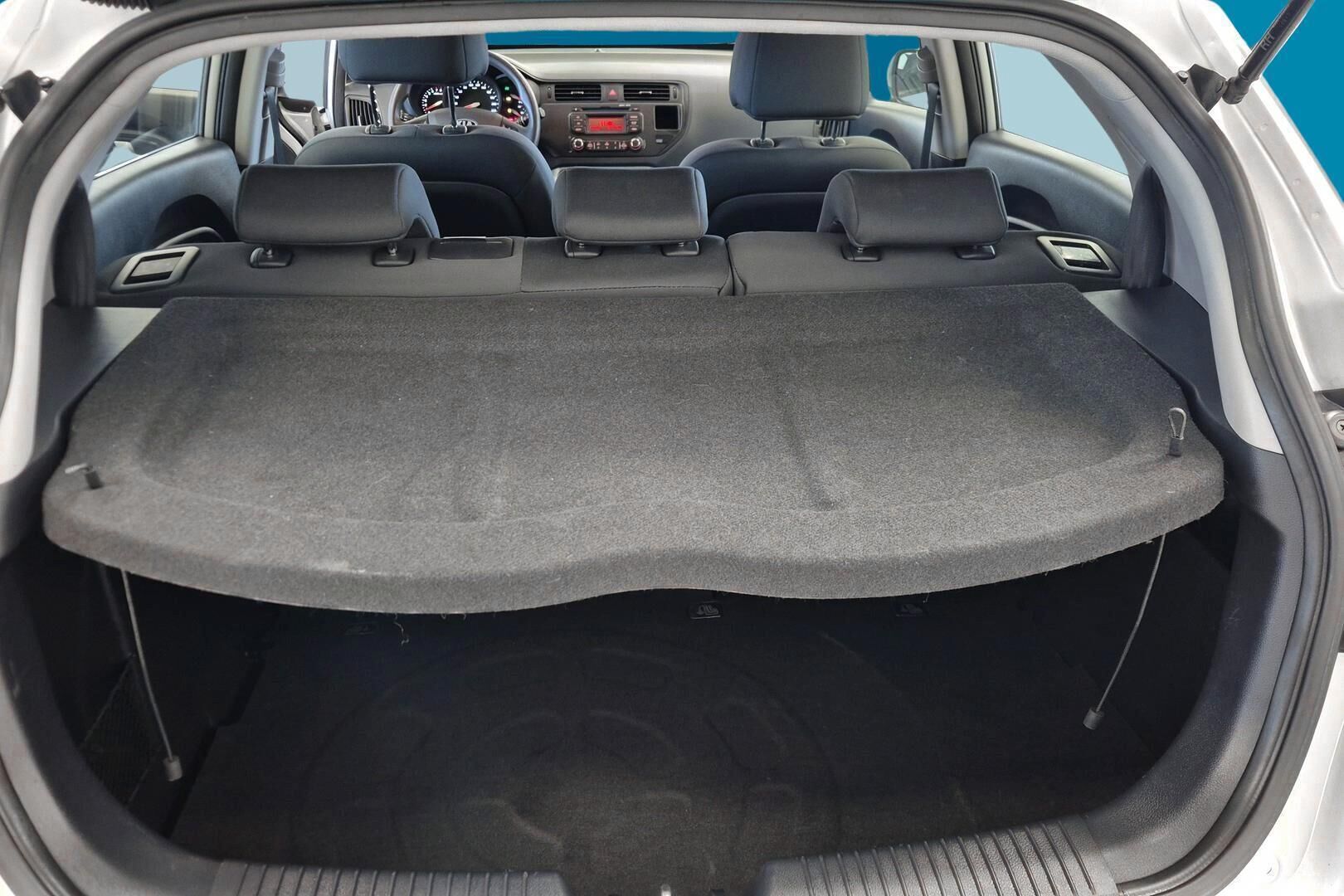 Kia Rio iso kuva 12