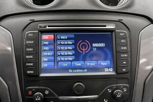 Ford Mondeo esikatselu 14