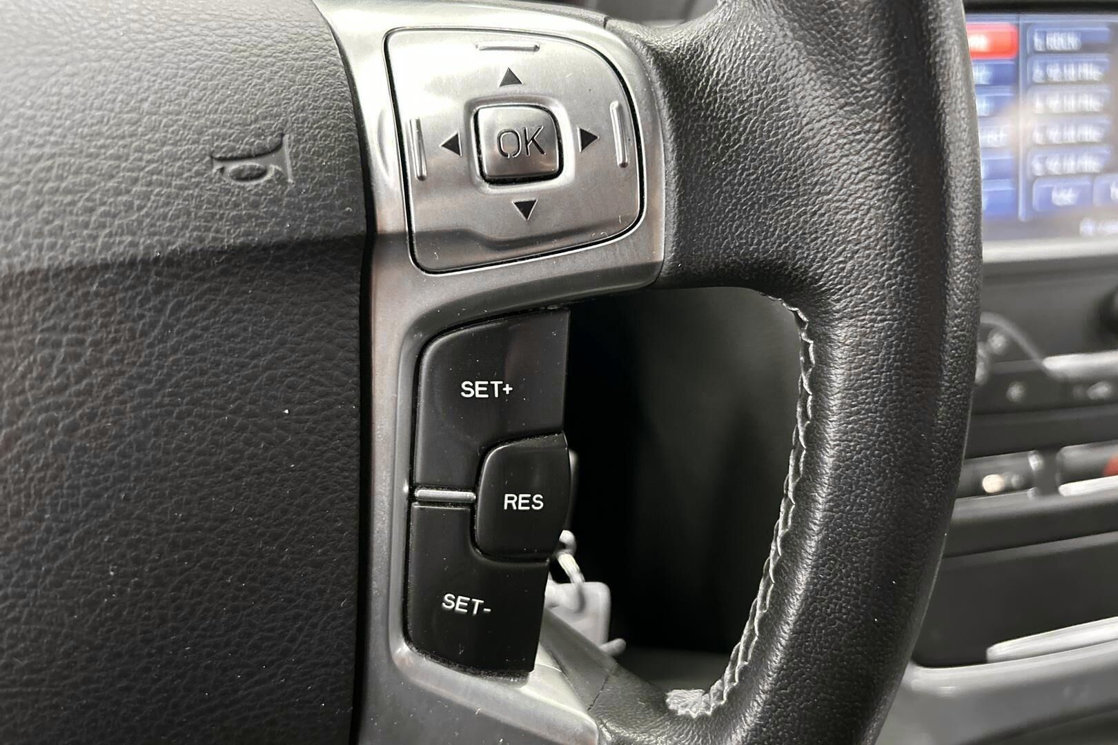 Ford Mondeo iso kuva 18