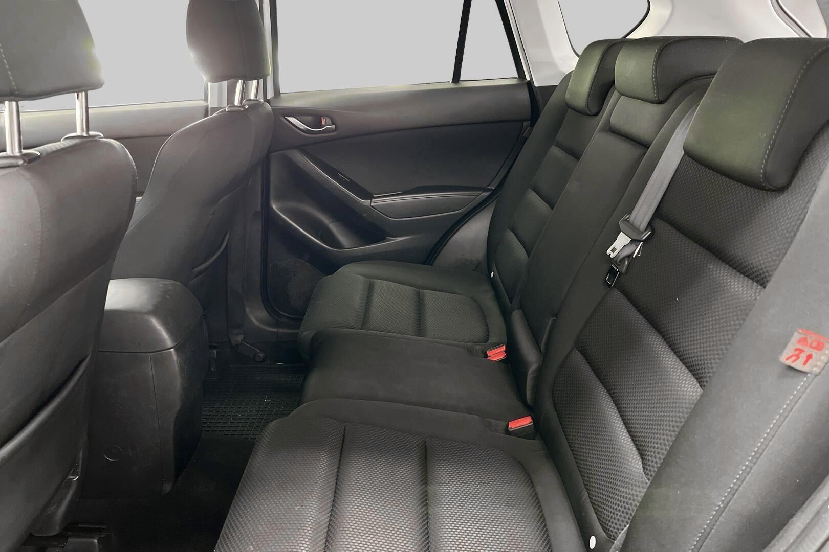 Mazda CX-5 iso kuva 9