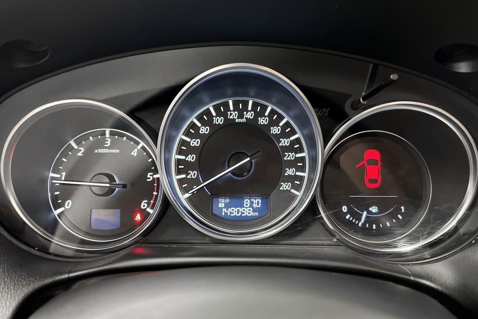 Mazda CX-5 iso kuva 12