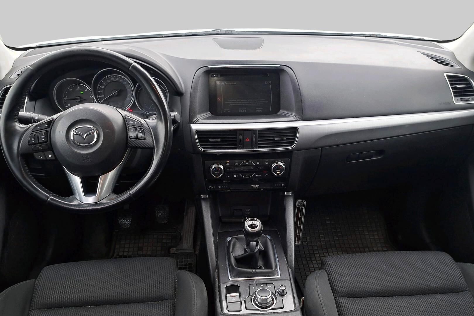 Mazda CX-5 iso kuva 2