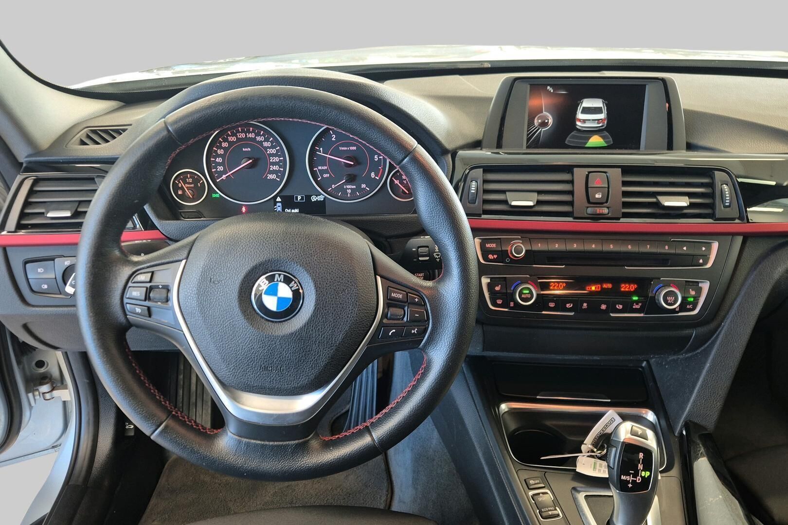 BMW 3-sarja iso kuva 10