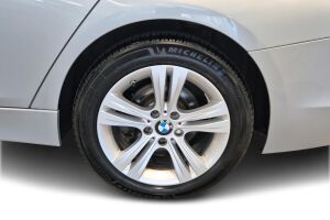 BMW 3-sarja esikatselu 12