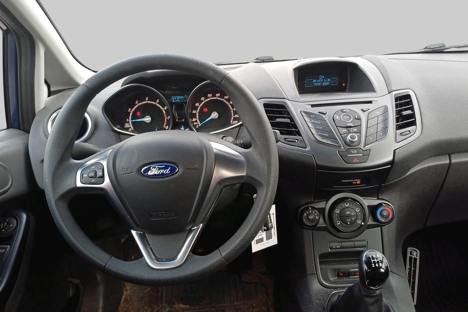 Ford Fiesta iso kuva 2