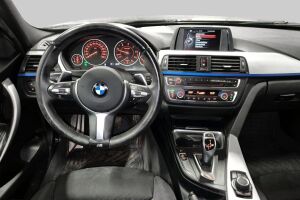 BMW 3-SARJA esikatselu 2