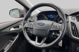 Ford Focus esikatselu 12