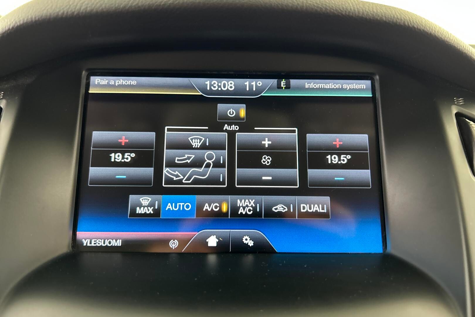 Ford Focus iso kuva 22