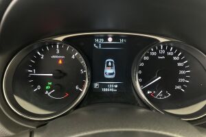 Nissan X-Trail esikatselu 14