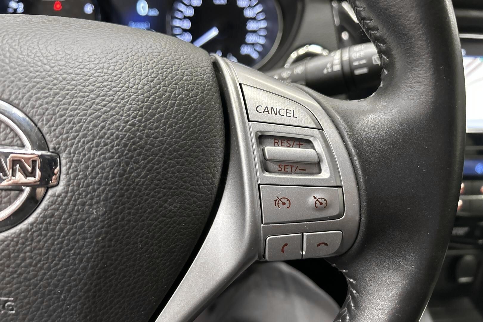 Nissan Qashqai iso kuva 15