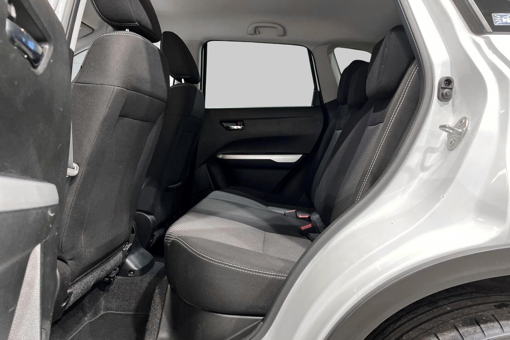Suzuki Vitara iso kuva 8